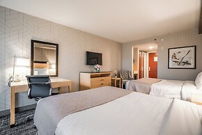 Monte Carlo Inn Barrie Suites