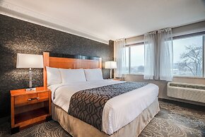 Monte Carlo Inn Barrie Suites