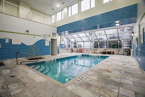 Monte Carlo Inn Barrie Suites