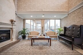 Monte Carlo Inn Barrie Suites