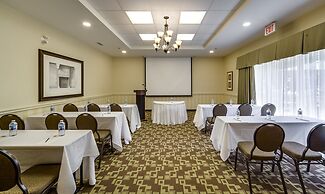 Monte Carlo Inn Barrie Suites