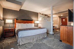 Monte Carlo Inn Barrie Suites