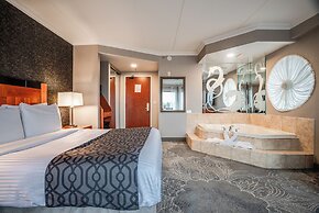 Monte Carlo Inn Barrie Suites