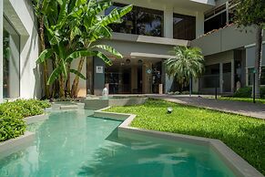 Hotel Girassol - Suite Hotel