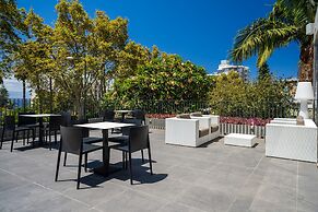 Hotel Girassol - Suite Hotel