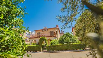 Windmills Hotel Apartments