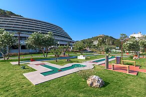 Olympic Palace Resort Hotel & Convention Center