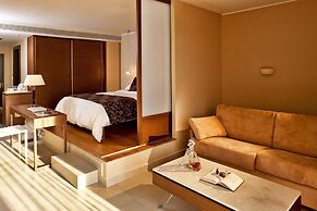 Olympic Palace Resort Hotel & Convention Center
