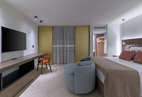 Olympic Palace Resort Hotel & Convention Center