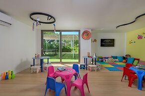 Olympic Palace Resort Hotel & Convention Center