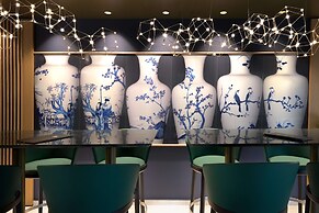 Olympic Palace Resort Hotel & Convention Center