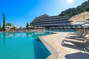 Olympic Palace Resort Hotel & Convention Center