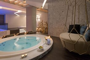 Olympic Palace Resort Hotel & Convention Center