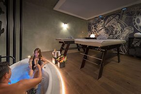 Olympic Palace Resort Hotel & Convention Center