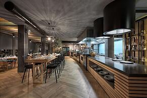 Olympic Palace Resort Hotel & Convention Center