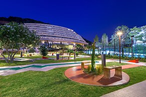 Olympic Palace Resort Hotel & Convention Center