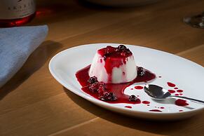 Olympic Palace Resort Hotel & Convention Center