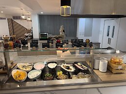 Best Western Plus Larco Hotel