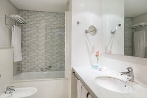 Hipotels Bahía Grande Aparthotel