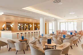 Hipotels Bahía Grande Aparthotel