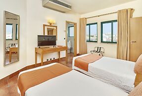 Oceanus Aparthotel