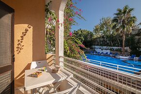 Iliostasi Beach Apartments