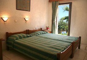 Iliostasi Beach Apartments