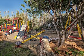 Iliostasi Beach Apartments