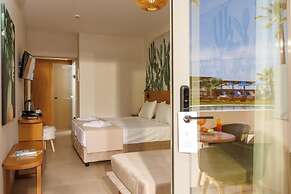 Malia Bay Beach Hotel & Bungalows