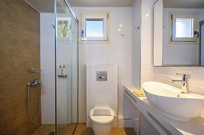 Malia Bay Beach Hotel & Bungalows