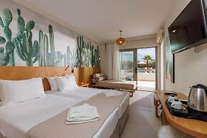 Malia Bay Beach Hotel & Bungalows