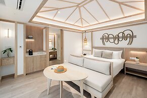 SAii Phi Phi Island Village