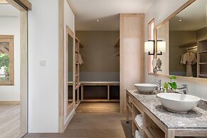 SAii Phi Phi Island Village