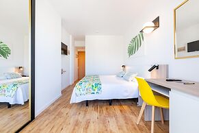 Hotel San Fermín by Dorobe