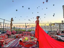 Nomads Cave Hotel & Rooftop