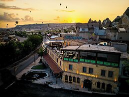 Nomads Cave Hotel & Rooftop