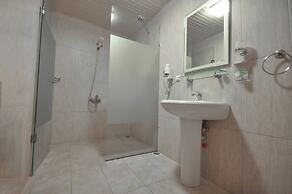 Nomads Cave Hotel & Rooftop