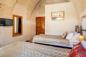 Nomads Cave Hotel & Rooftop