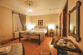 Nomads Cave Hotel & Rooftop