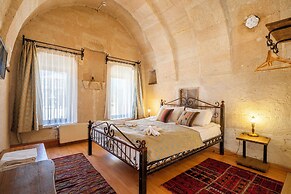 Nomads Cave Hotel & Rooftop