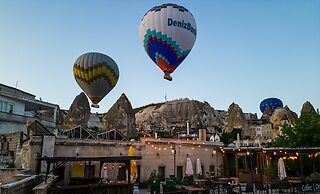 Nomads Cave Hotel & Rooftop