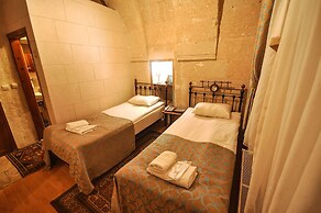 Nomads Cave Hotel & Rooftop