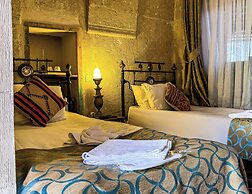 Nomads Cave Hotel & Rooftop