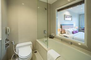 Bandara Silom Suites