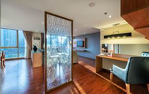 Bandara Silom Suites