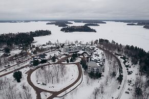JW Marriott The Rosseau Muskoka Resort & Spa