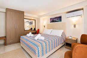 City Life Port Hotel