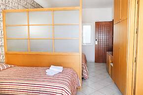 City Life Port Hotel