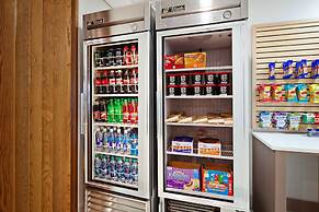 Holiday Inn Express & Suites Clovis-Fresno Area by IHG