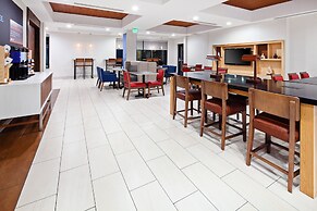 Holiday Inn Express & Suites Clovis-Fresno Area by IHG